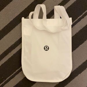 Lululemon bag